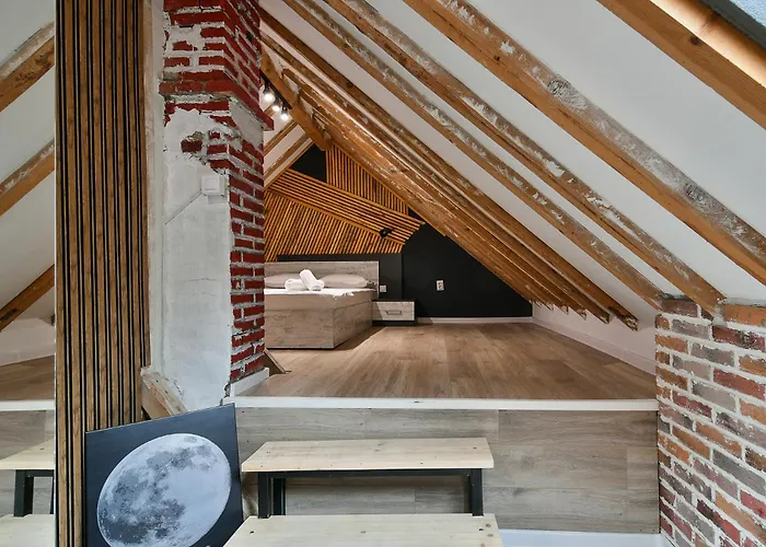 Flats With Parking * Warna