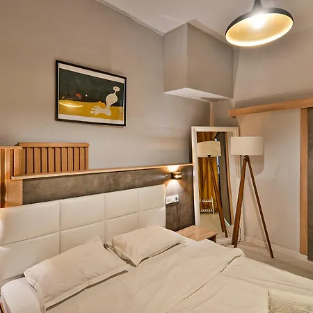 דירה Flats With Parking