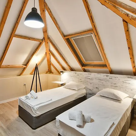 Flats With Parking *