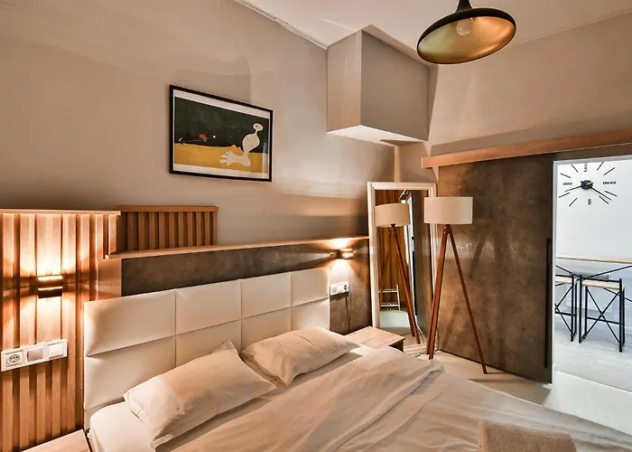 דירה Flats With Parking