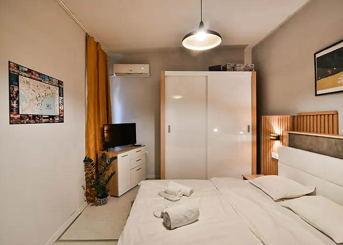 דירה Flats With Parking *